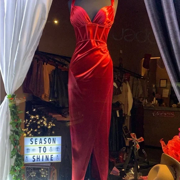 Red Satin Evening Gown NWT Size Large - Picture 6 of 14